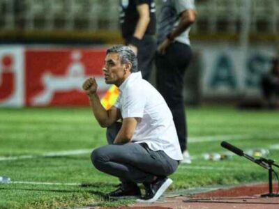رسول خطیبی سرمربی تیم فوتبال پیکان دو ماه پس از تمدید قراردادش با نظر اعضای هیات مدیره برکنار شد.